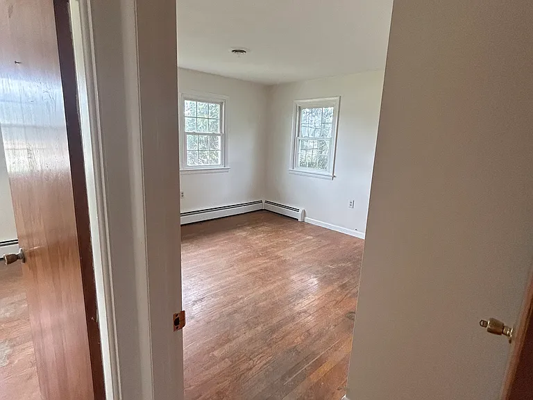 1502 Harkins Rd — Photo 7