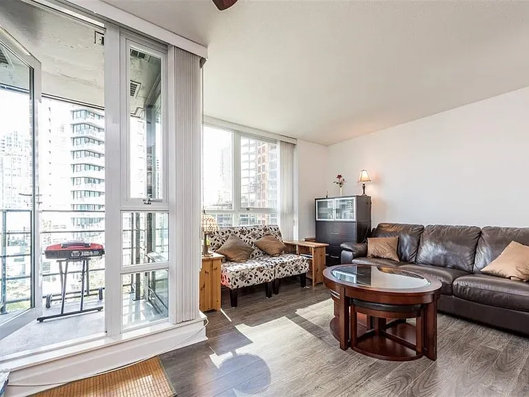 1495 Richards St #707 — Photo 5