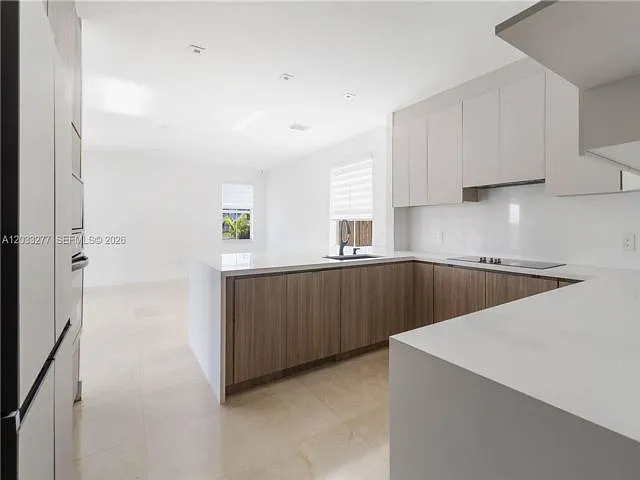 8551 NW 110th Ave — Photo 19