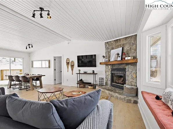 1120 Horse Bottom Road, Banner Elk, NC 28604