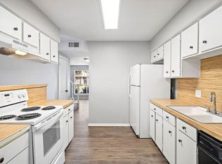 1831 Sherwood Forest St APT 4, Houston, TX 77043