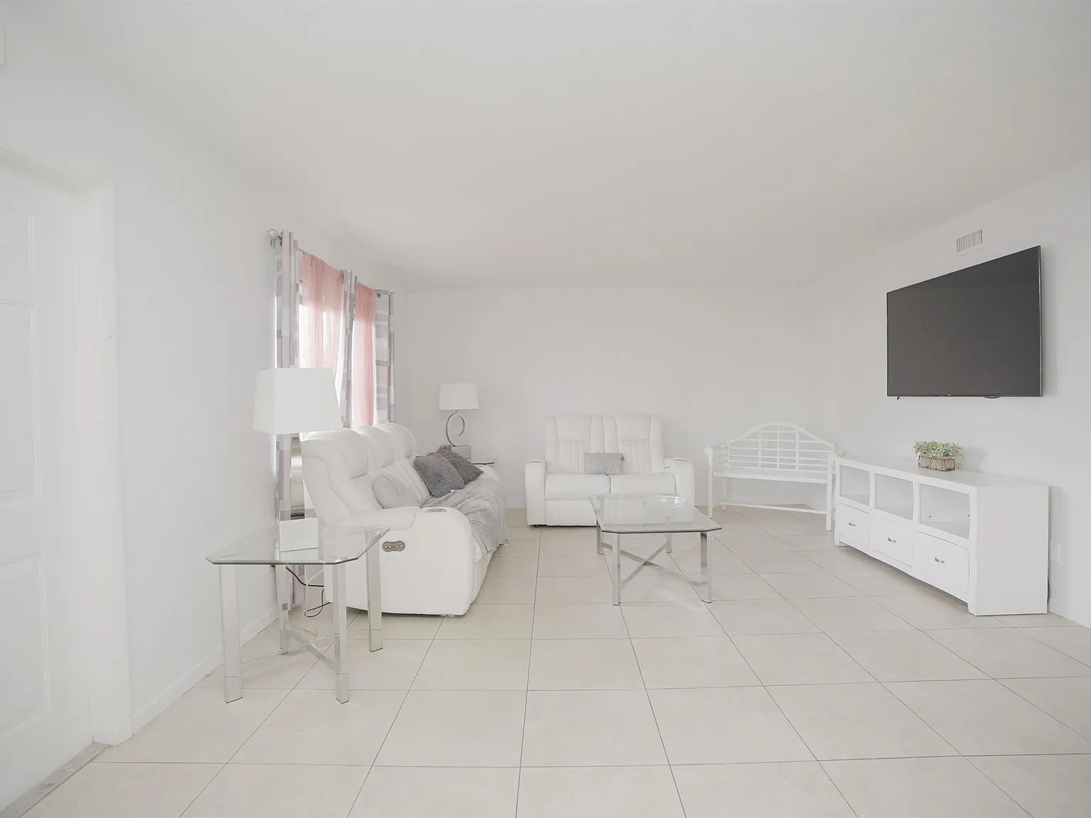 A-4635 Bayshore Dr #P7 - 1 — Photo 1