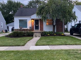 3329 Chester Rd, Royal Oak, MI 48073