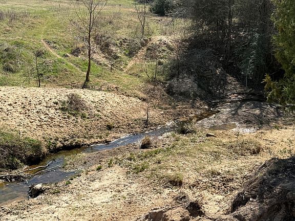 4th image of County Road 441