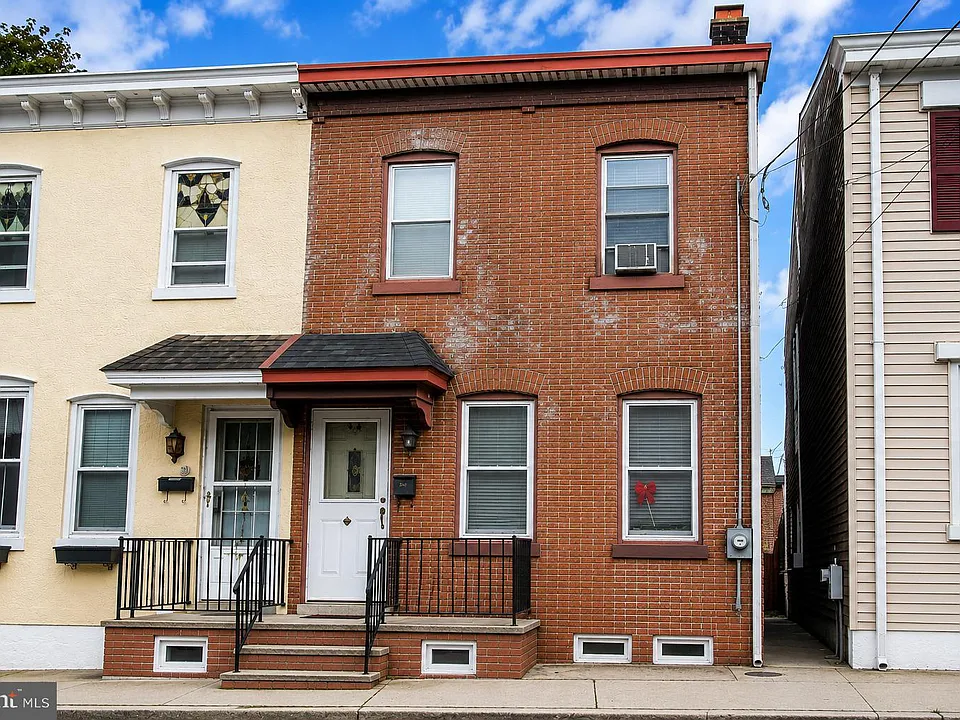 35 Emory Ave