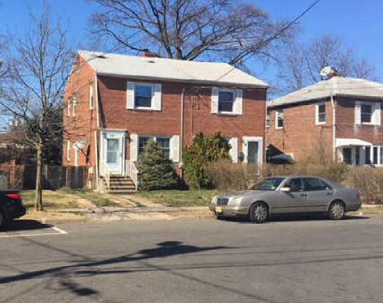 2nd image of 1340 Elizabeth Ave