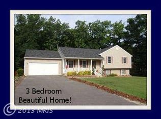 9406 Hickory Hill Dr, Fredericksburg, VA 22408