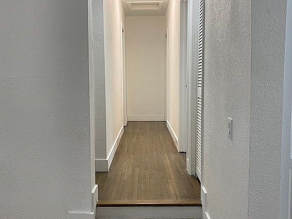 5th image of 1020 NE 160th St