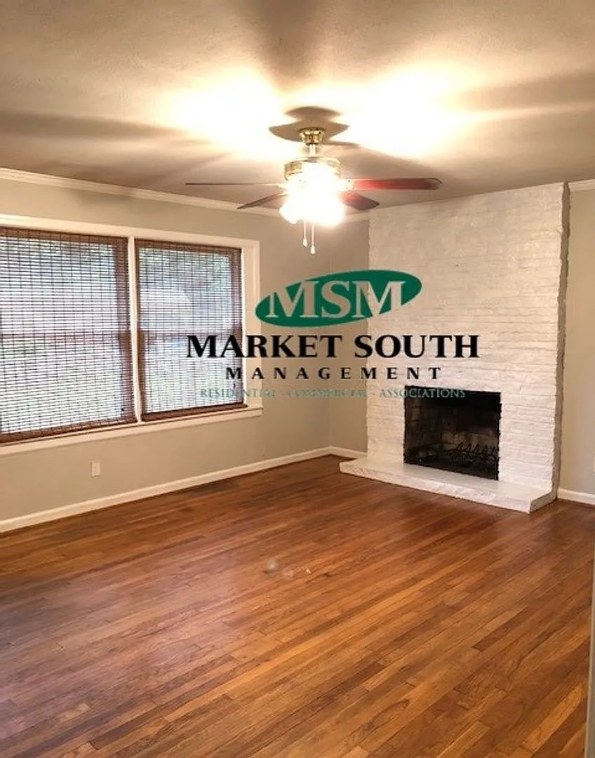 **Application Pending** Midtown- Kensington Park — Photo 1