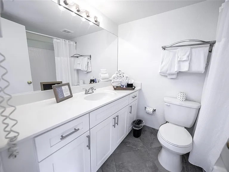 Scottsdale Park Suites — Photo 2
