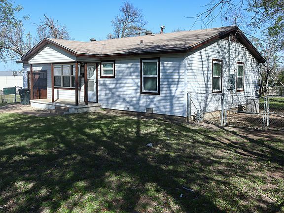 2nd image of 2701 Hillside Dr