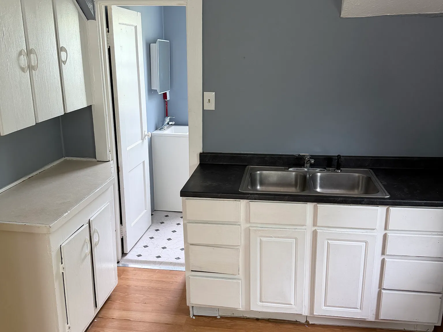 1 bed, 700 sqft, $700 — Photo 2