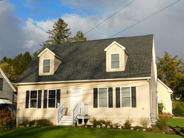 107 Harris Ave