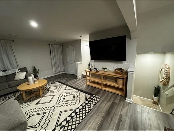 2nd image of 30 High Pine Trl