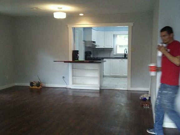 Living room/ Kitchen