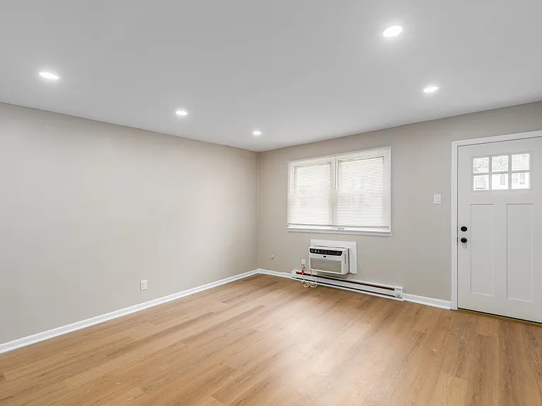318 Columbia Ave #317 — Photo 25