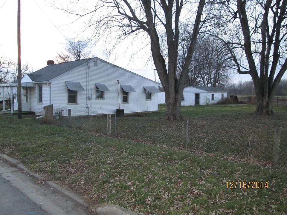 2nd image of 624 4th St