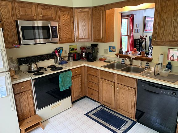 5th image of 3080 Sheffield Dr