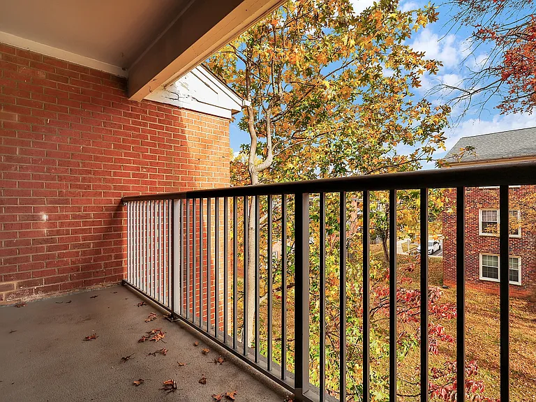 724 Quince Orchard Blvd #202 — Photo 3