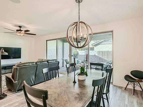 5th image of 3758 E Welton Ln