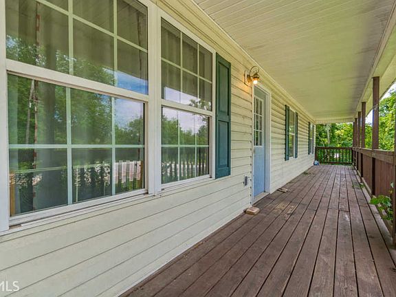 3rd image of 7508 Old Cornelia Hwy