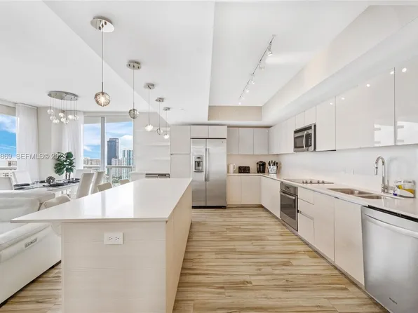 2600 E Hallandale Beach Blvd, Hallandale, FL