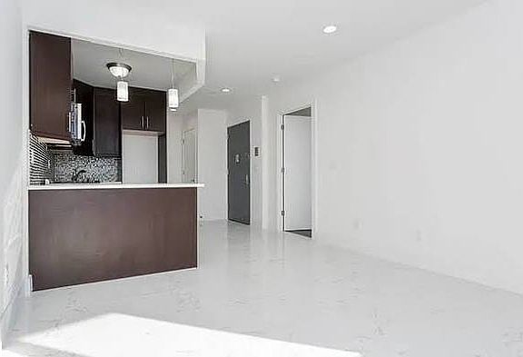 4th image of 22-07 Astoria Blvd S #3