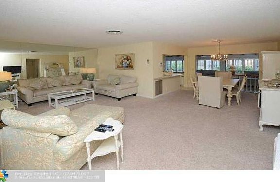Home For Sale In Eastway Park