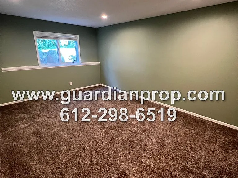 7303 Hidden Valley Ln S — Photo 25