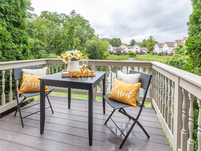 Bavarian Village on the Lake Townhomes — Photo 12