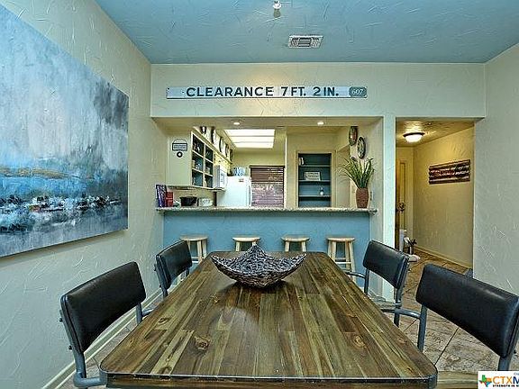 5th image of 371 W Lincoln St APT C112