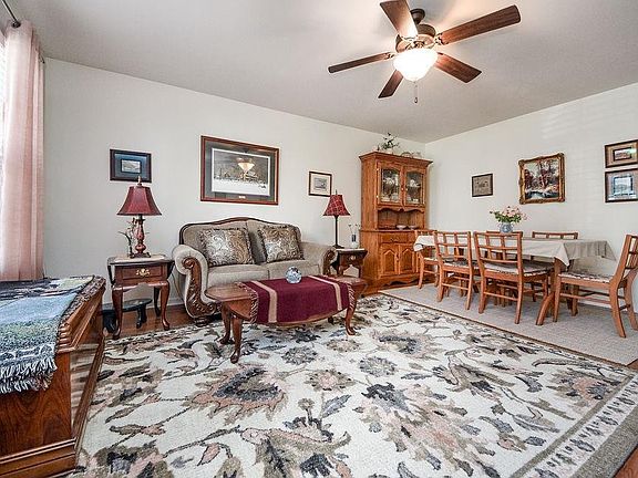 3rd image of 2418 Executive Park Dr NW