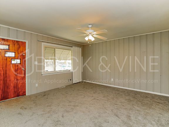 3rd image of 1839 Argyle Dr