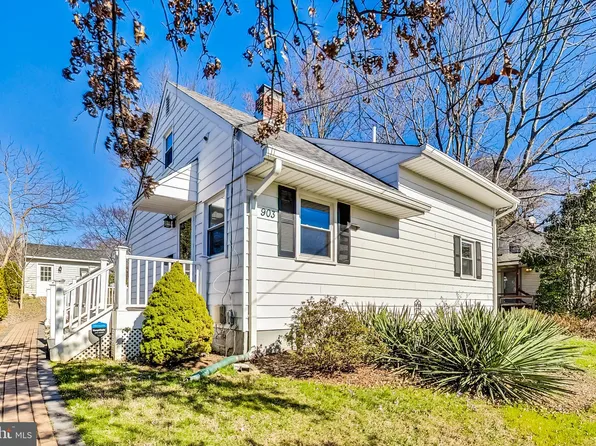 903 Robin Rd, Silver Spring, MD 20901