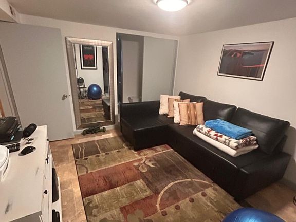 Second Room can convert to Livingroom or additional bedroom