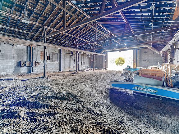 3rd image of 3825 Columbia Blvd #3