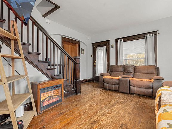 2nd image of 101 Haines St