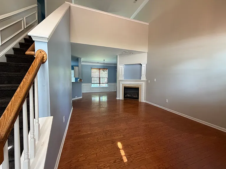 8815 Firestreak Dr — Photo 3