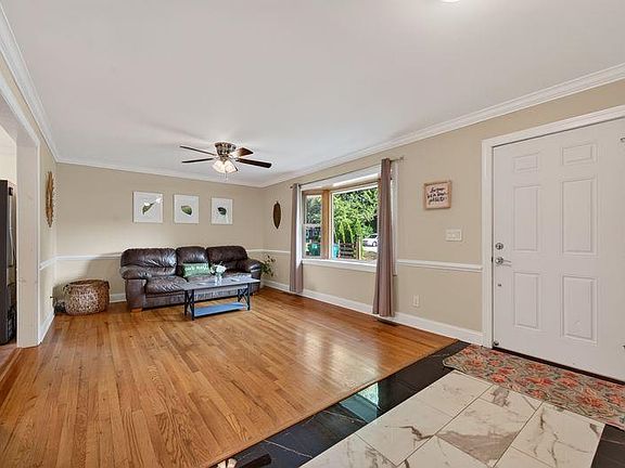 2nd image of 1301 Westover Dr