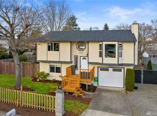 1113 Norpoint Way NE, Tacoma, WA 98422