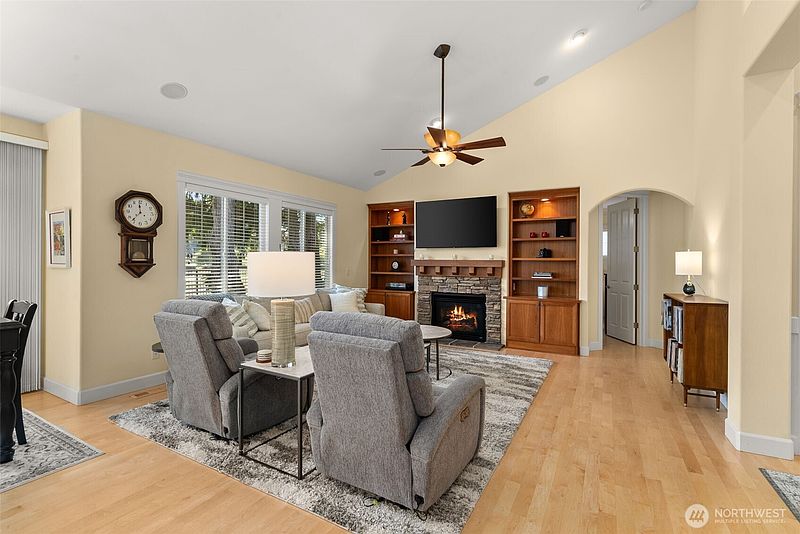 4th image of 4527 Prestwick Lane SE