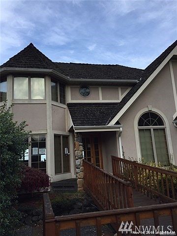 1st image of 722 Milwaukee Dr