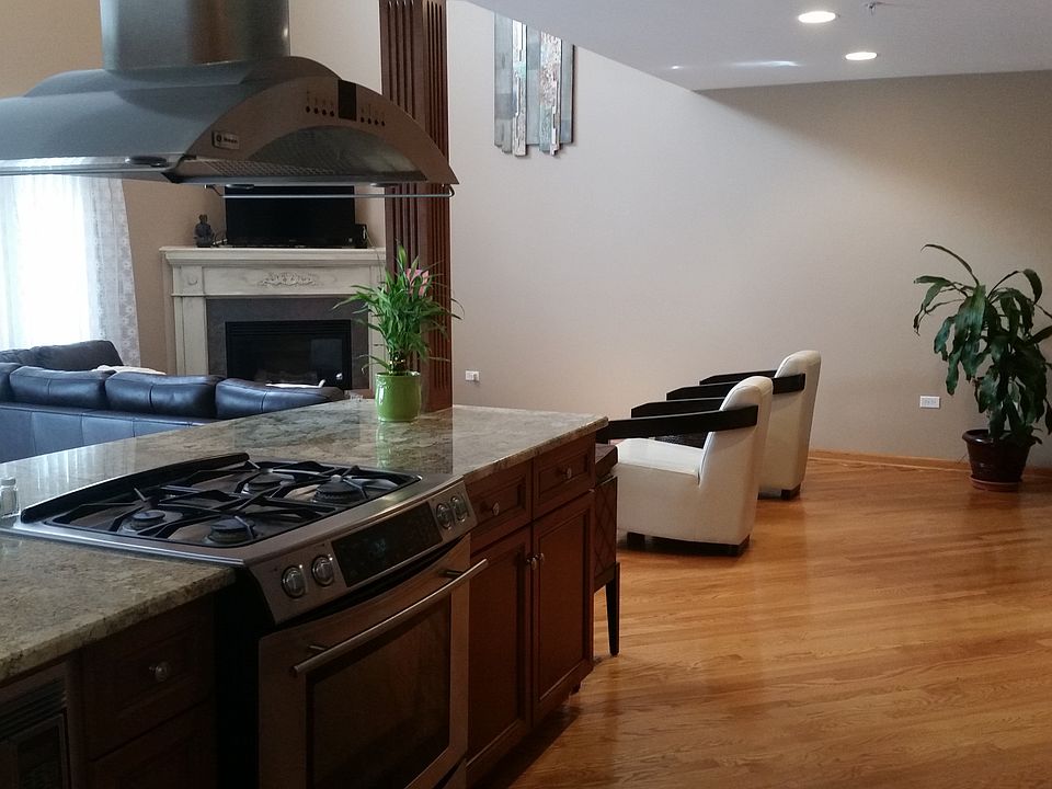 1st image of 9404 Saratoga Ct