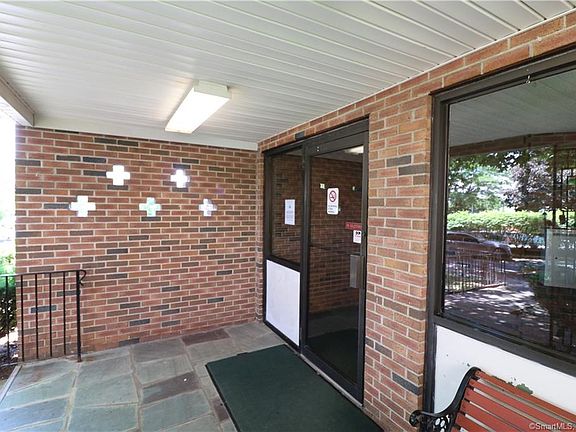2nd image of 124 Biruta St #E2