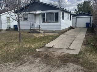 116 Ithaca Rd, Houghton Lake, MI 48629