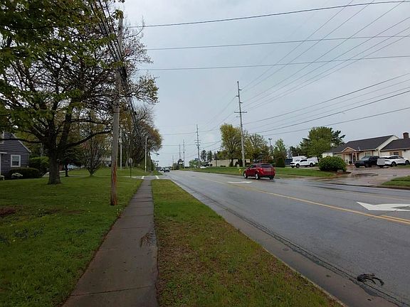 5th image of 536 Portage Rd