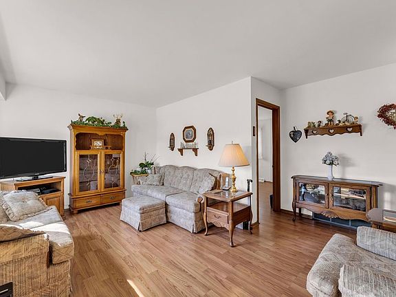 5th image of 3538 Republic AVENUE