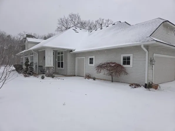 3386 Clearbrook Grn, Saugatuck, MI 49453