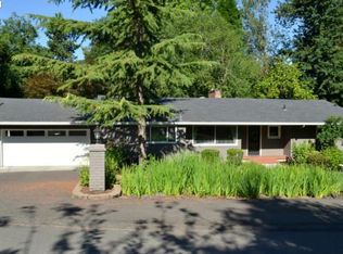 1585 Patton Rd, Lake Oswego, OR