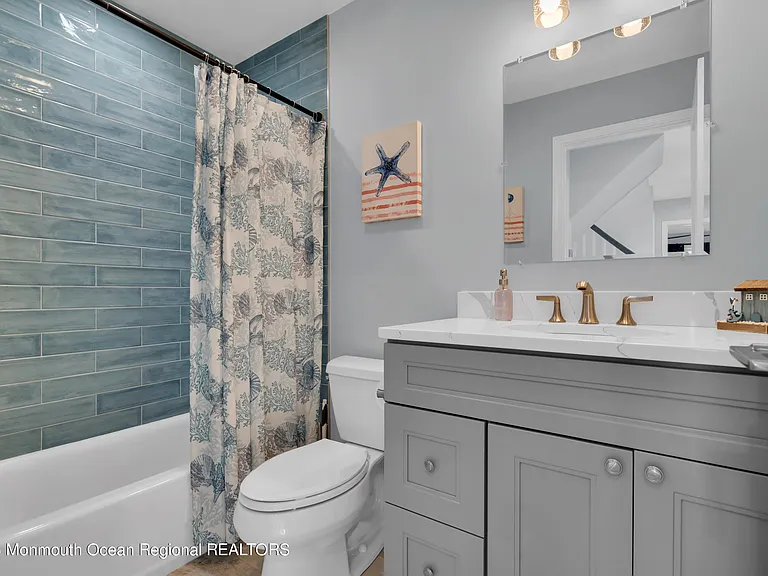 121 Dewey Dr — Photo 8